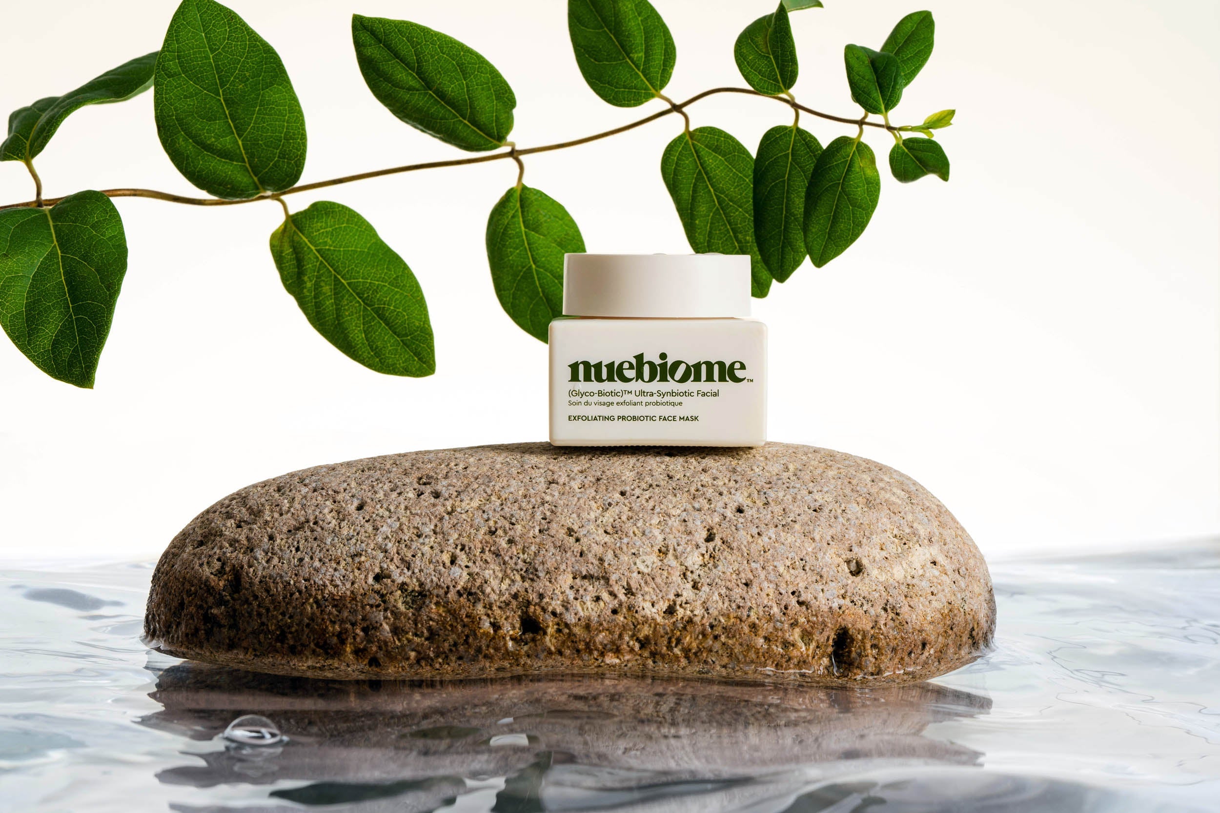How To Use Saccharide Isomerate For Deep, Lasting Hydration hero image
