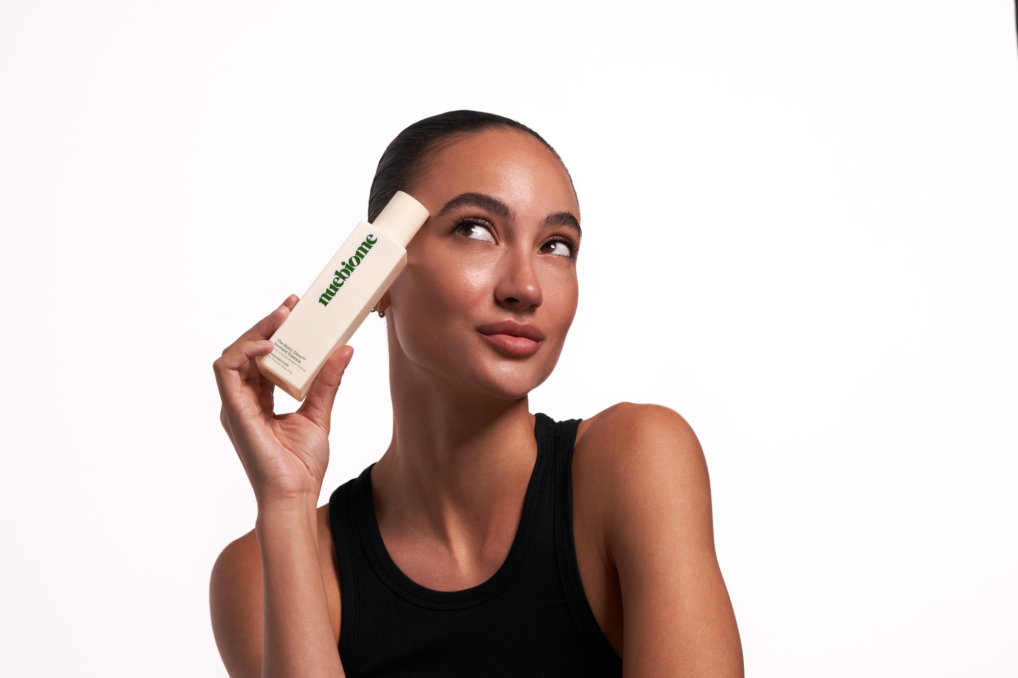 Find the Best Hydrating Face Essence for Your Dry Skin hero image